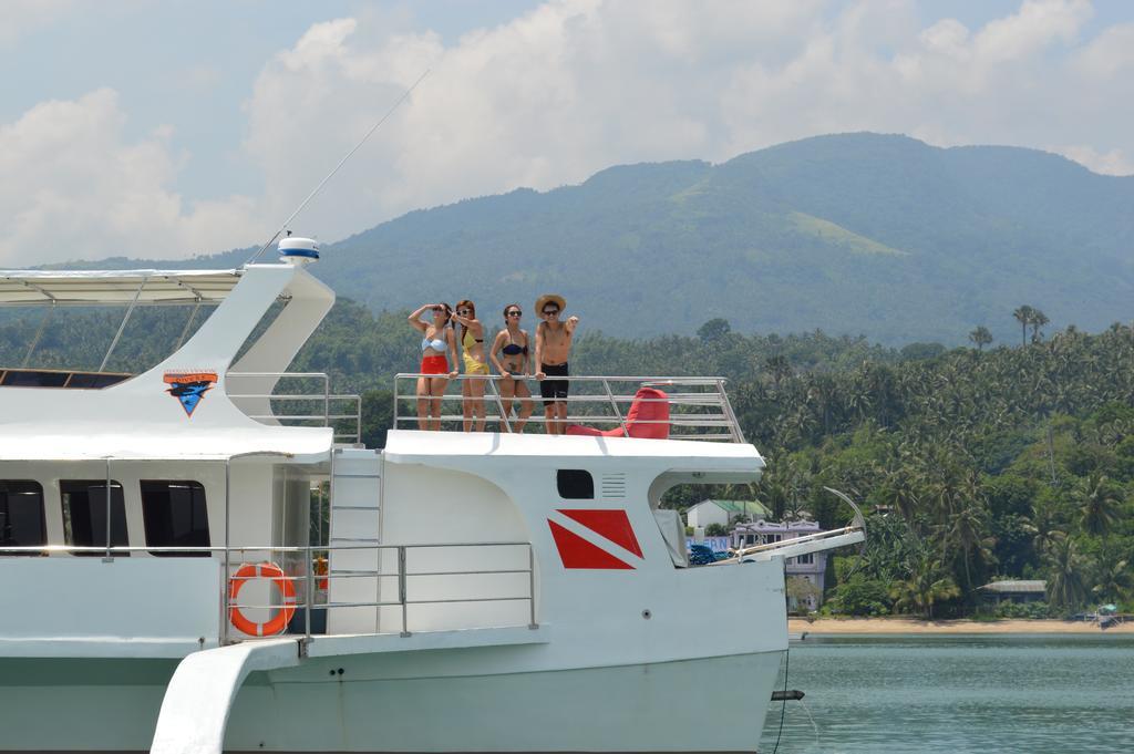 Marco Vincent Dive Resort Puerto Galera Buitenkant foto